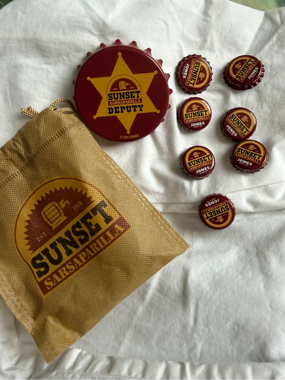 Jones Soda Sunset Sarsaparilla collectors pack